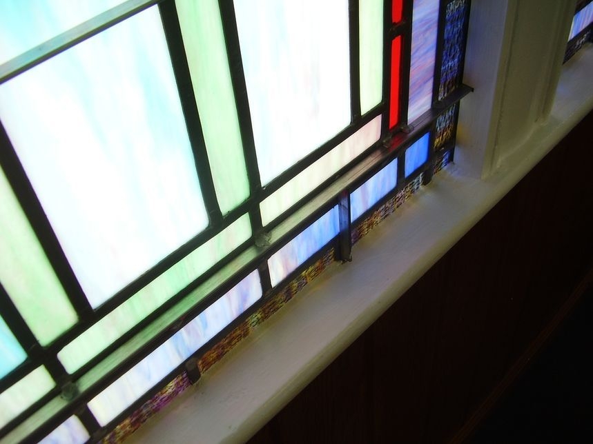 What are stained glass reinforcing bars, steel braces, or windbar?